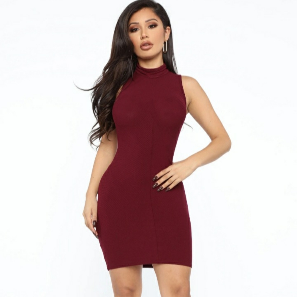 Large burgundy/maroon ribbed fashion nova mini dress never worn NWOT